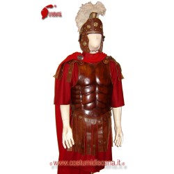 Armatura romana ed elmo in cuoio